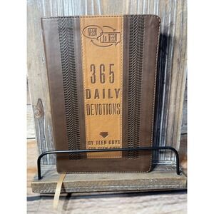 Teen to Teen: 365 Daily Devotions by Teen Guys For Teen Guys Faux Leather 2015